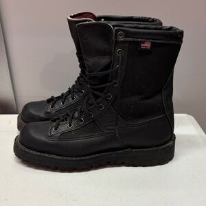 Danner Desert Acadia GTX 2000 Black
200G Combat Boots Size 7.5